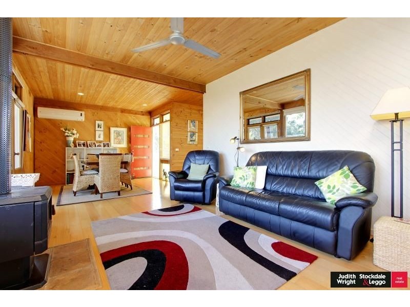 12 Bowcombe Crescent, Ventnor VIC 3922