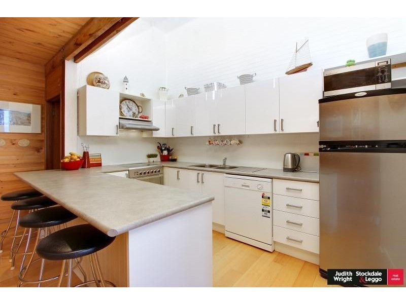 12 Bowcombe Crescent, Ventnor VIC 3922