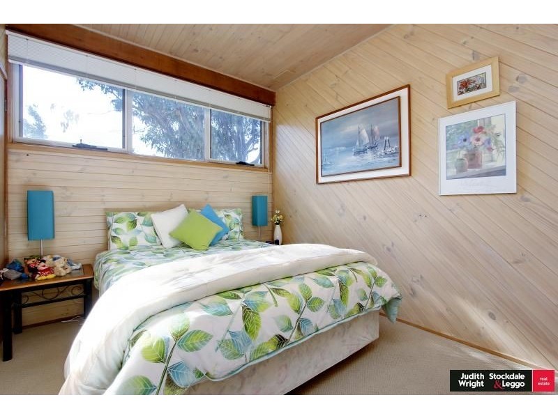 12 Bowcombe Crescent, Ventnor VIC 3922