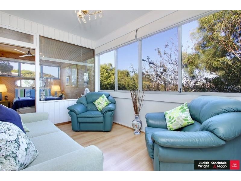 12 Bowcombe Crescent, Ventnor VIC 3922