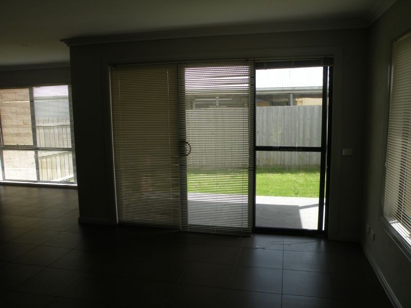 B/2 Hazelwood Drive, San Remo VIC 3925