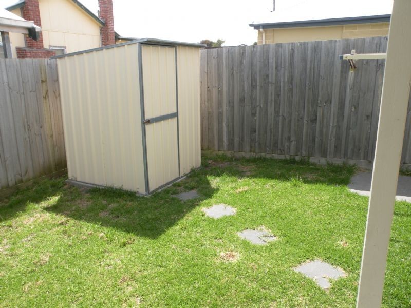 B/2 Hazelwood Drive, San Remo VIC 3925