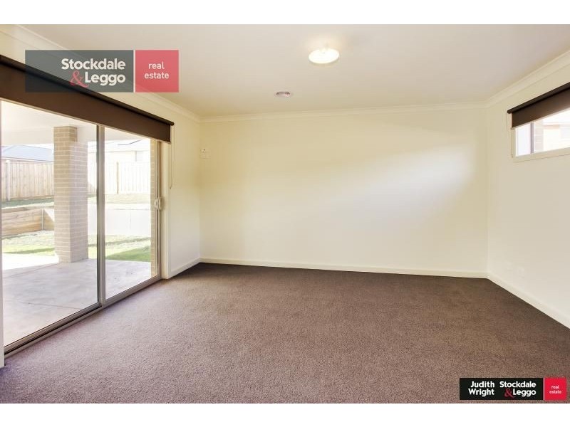 11 Boobook Grove, Cowes VIC 3922