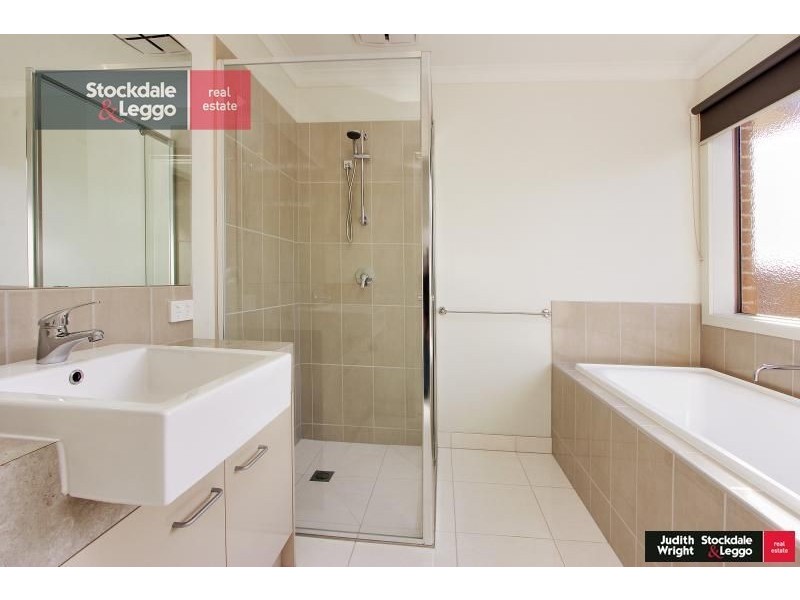 11 Boobook Grove, Cowes VIC 3922