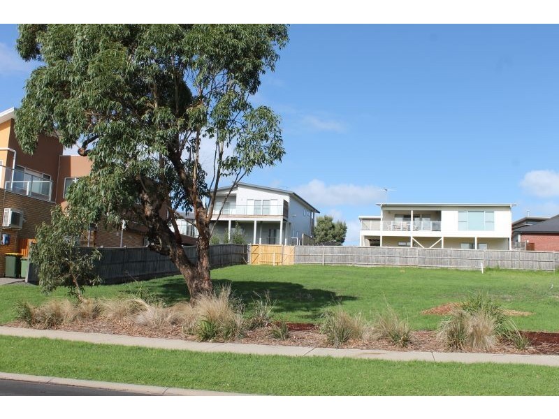 405 Settlement Road, Cowes VIC 3922
