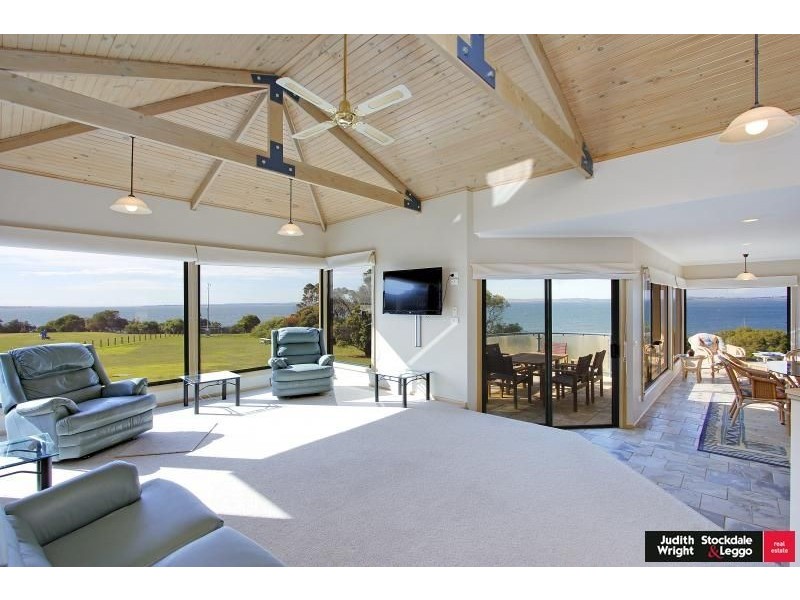 1 Beach Road, Rhyll VIC 3923