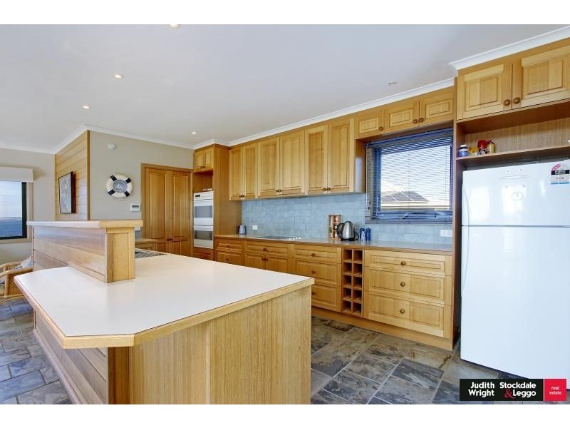 1 Beach Road, Rhyll VIC 3923