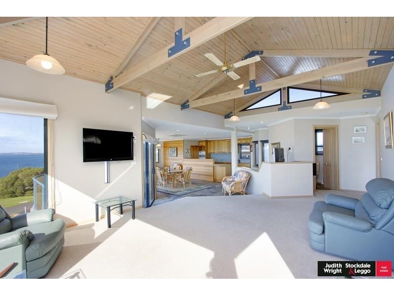 1 Beach Road, Rhyll VIC 3923