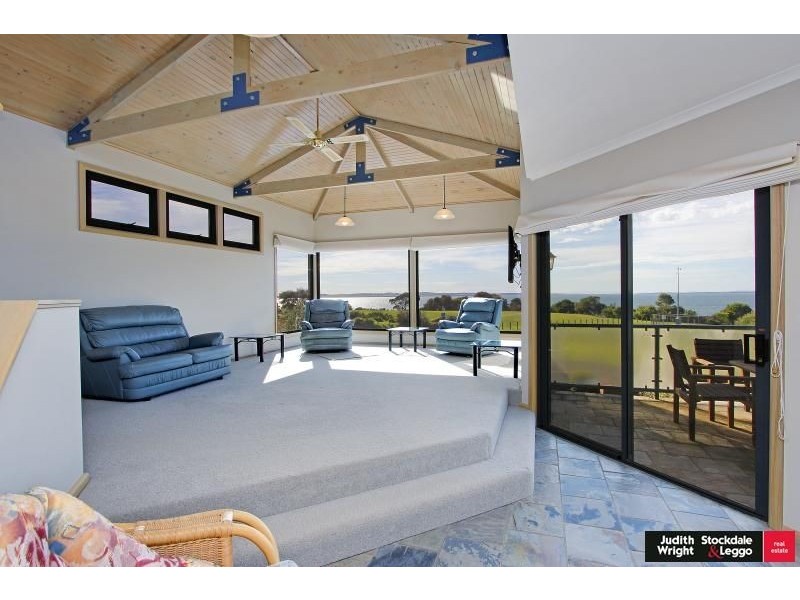 1 Beach Road, Rhyll VIC 3923