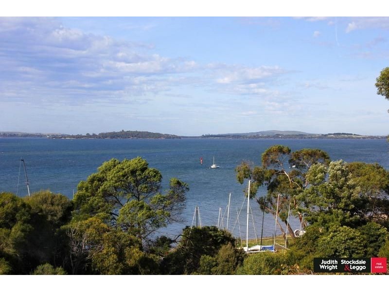 1 Beach Road, Rhyll VIC 3923