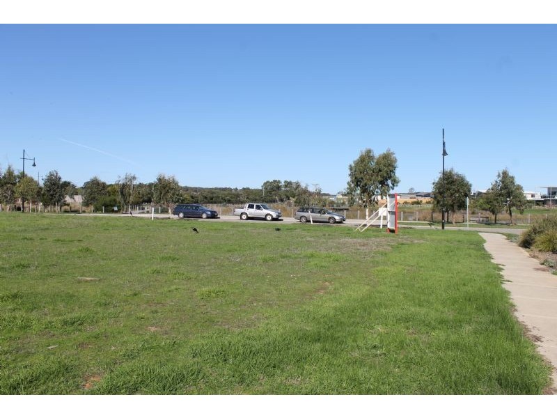 3 Fairway Mews, Cowes VIC 3922