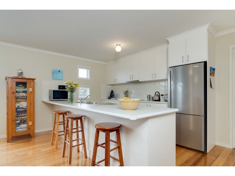 12 Rosella Grove, Cowes VIC 3922