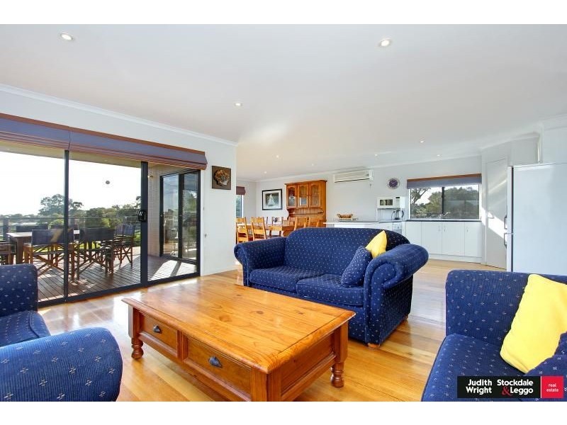 19 Koala Street, Cowes VIC 3922