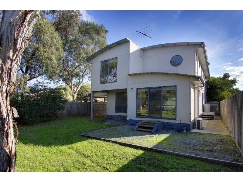 19 Koala Street, Cowes VIC 3922