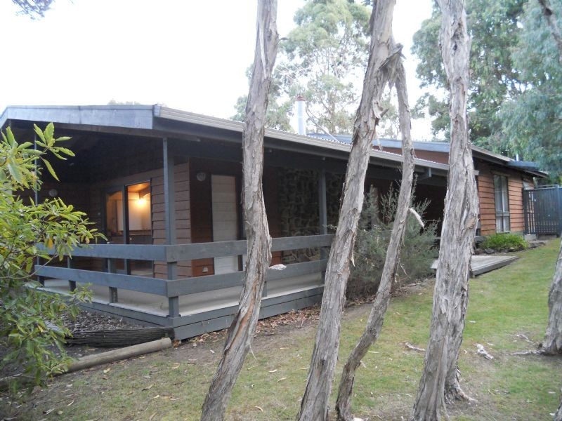 16 Dafydd Street, Cowes VIC 3922