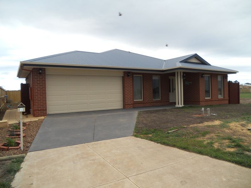 5 Waldorf Road, Cowes VIC 3922