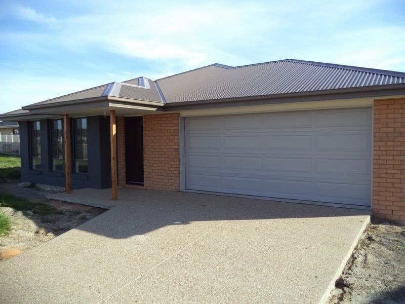 46 Boardwalk Boulevard, Cowes VIC 3922