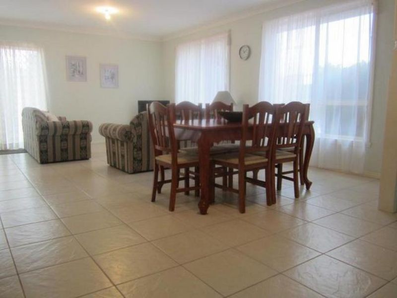 3 Hollydene Court, Cowes VIC 3922