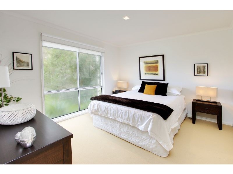 8 Silvergull Court, Silverleaves VIC 3922