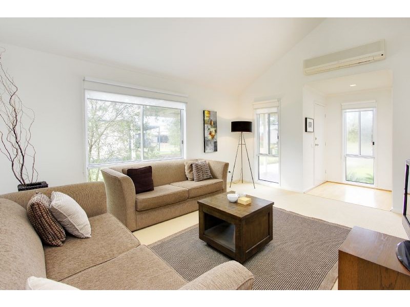 8 Silvergull Court, Silverleaves VIC 3922