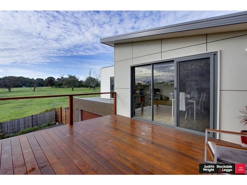 6 Possum Place, Cowes VIC 3922