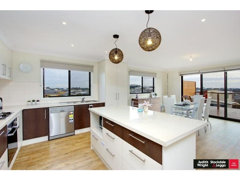6 Possum Place, Cowes VIC 3922