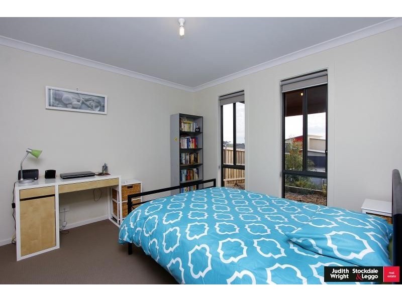 6 Possum Place, Cowes VIC 3922