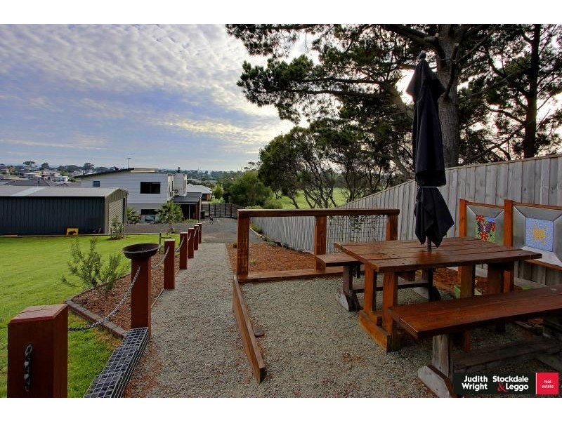 6 Possum Place, Cowes VIC 3922