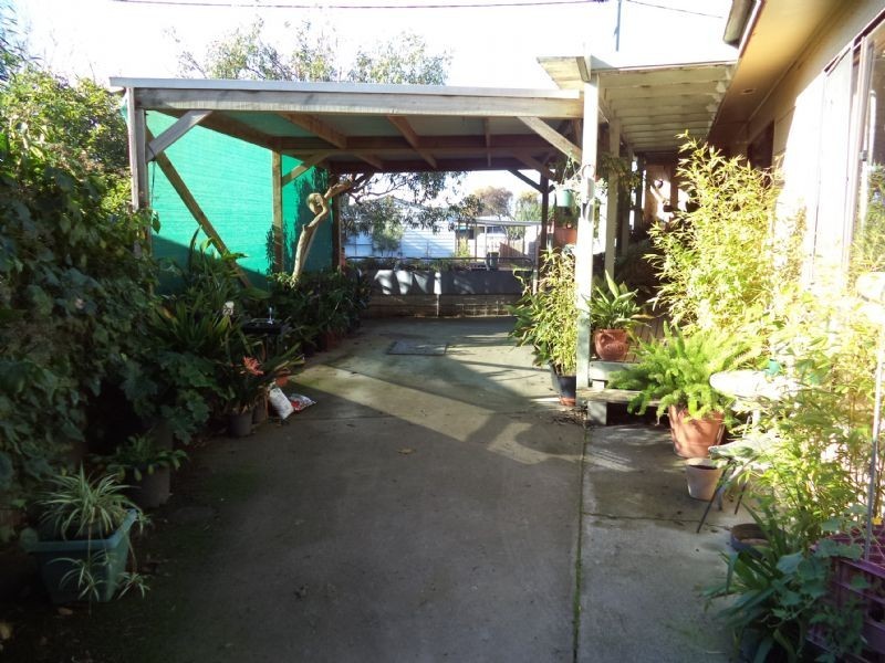 8 Gemma Street, Sunderland Bay VIC 3922