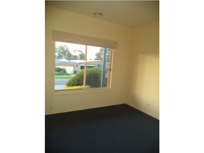 7 Hakea Court, Cowes VIC 3922