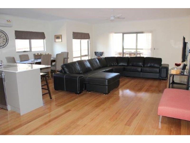 37 Phillip Island Road, Sunset Strip VIC 3922