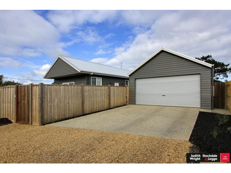 29 Tolley Ave, Surf Beach VIC 3922