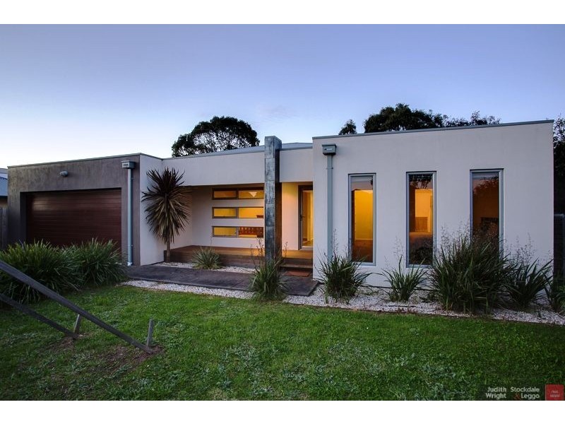 72 Katherine Circuit, Cowes VIC 3922