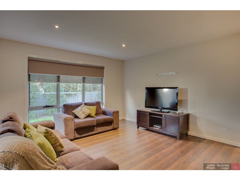 72 Katherine Circuit, Cowes VIC 3922