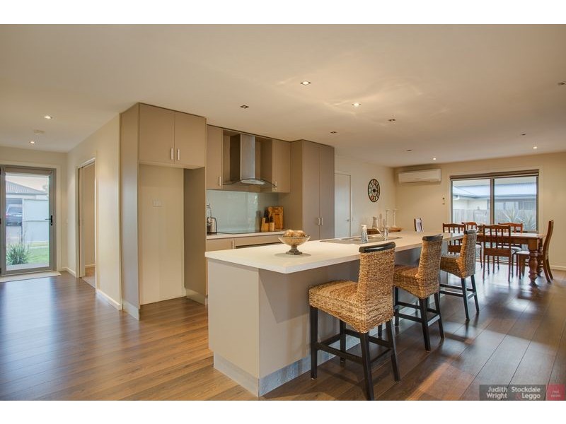 72 Katherine Circuit, Cowes VIC 3922