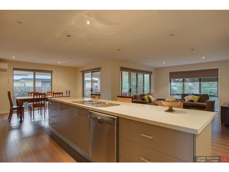 72 Katherine Circuit, Cowes VIC 3922