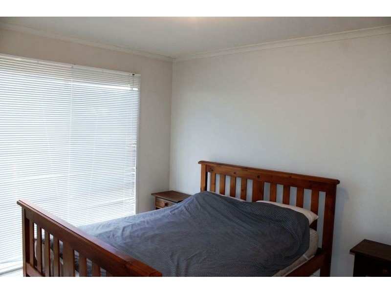 18 Galleon Crescent, Sunset Strip VIC 3922