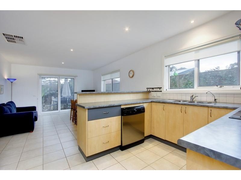 2/44 Church Street, Cowes VIC 3922