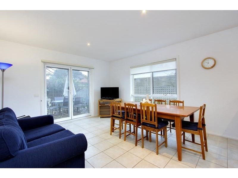 2/44 Church Street, Cowes VIC 3922