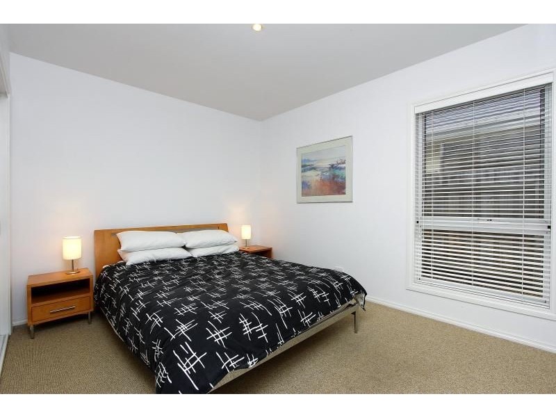 2/44 Church Street, Cowes VIC 3922