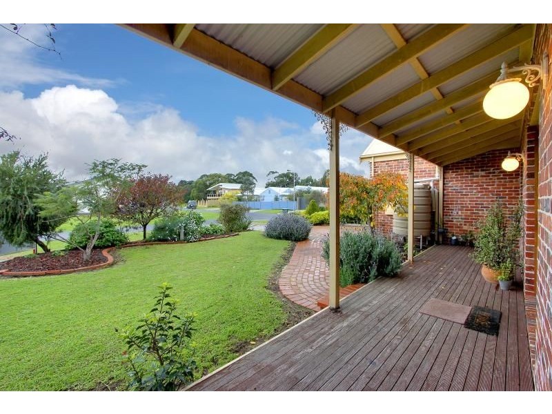 8 Chale Court, Silverleaves VIC 3922