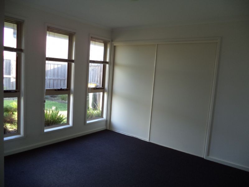 1/8 Malcalm Avenue, Surf Beach VIC 3922