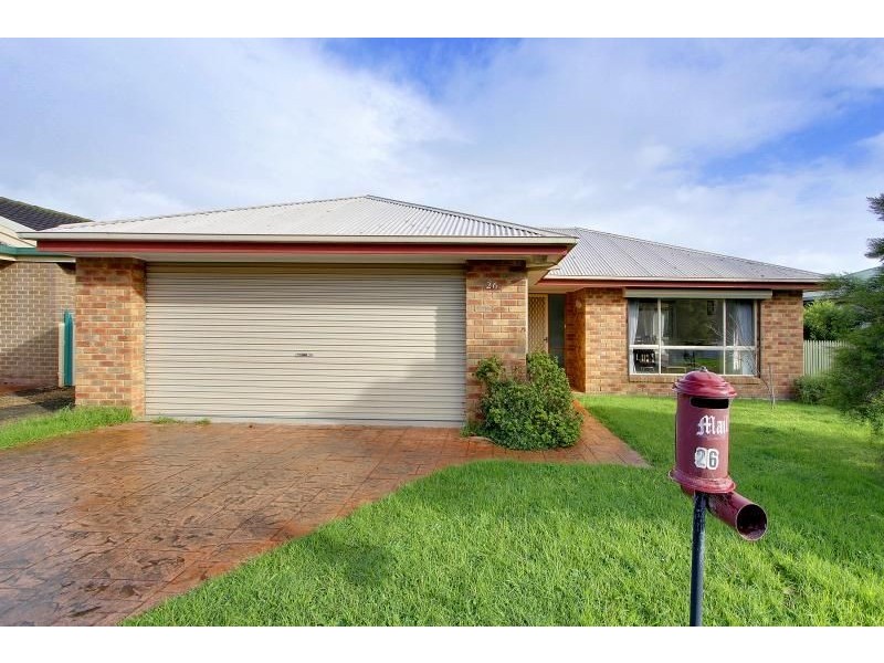 26 Wyndham Avenue, Cowes VIC 3922