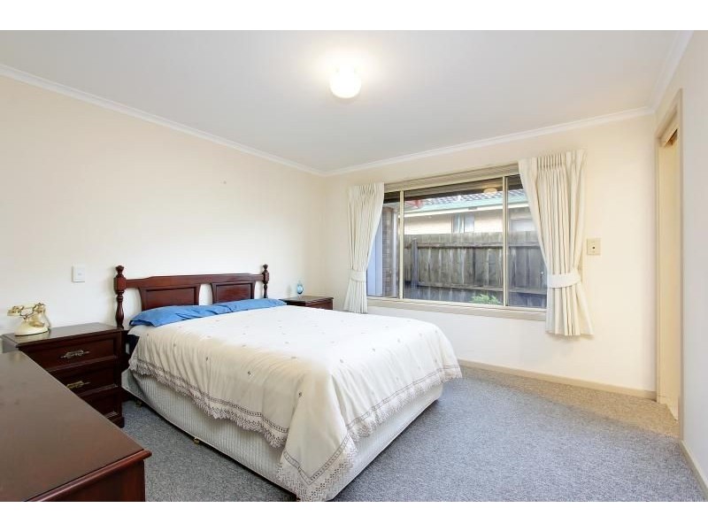 26 Wyndham Avenue, Cowes VIC 3922
