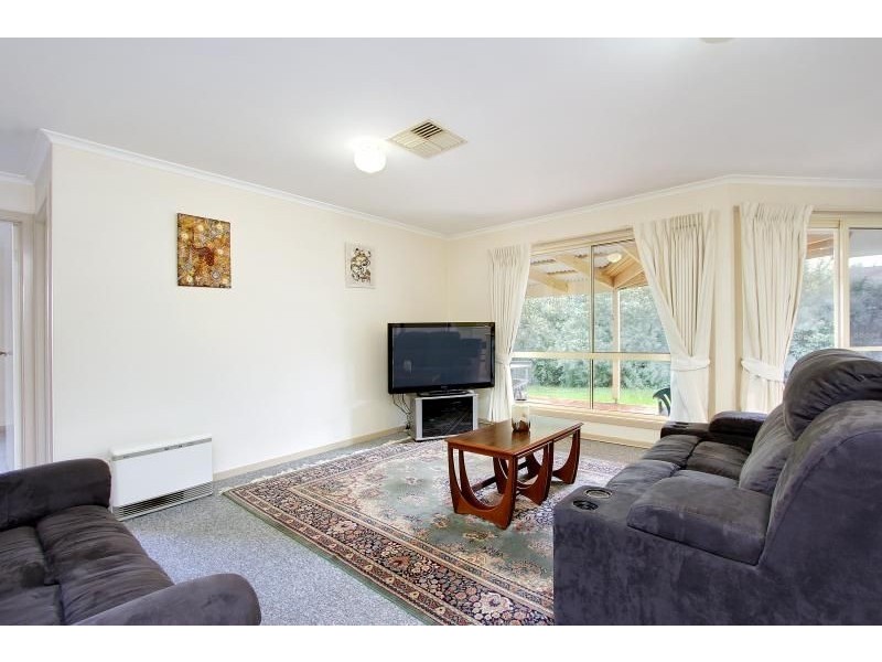 26 Wyndham Avenue, Cowes VIC 3922