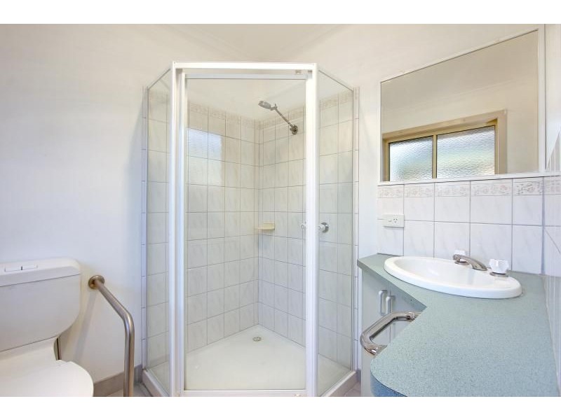 26 Wyndham Avenue, Cowes VIC 3922