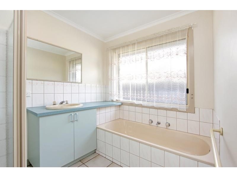 26 Wyndham Avenue, Cowes VIC 3922