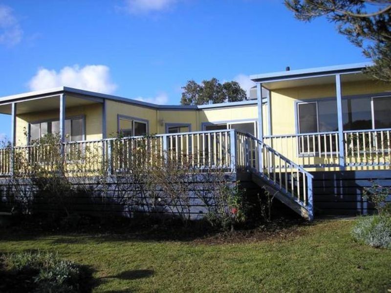 15 Beachcomber Avenue, Smiths Beach VIC 3922