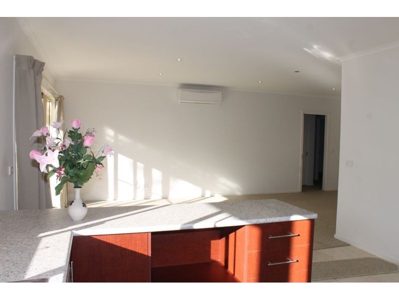 2/28 Grandview Grove, Cowes VIC 3922