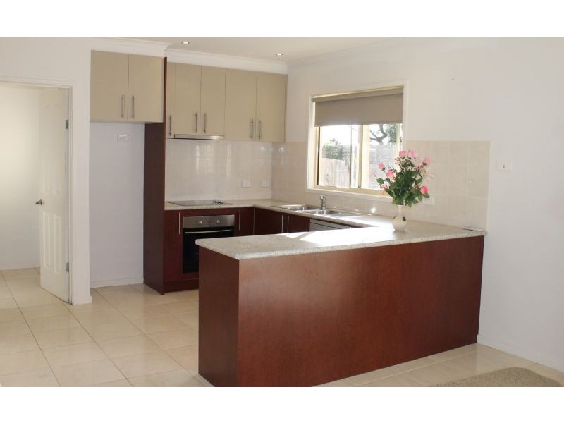 2/28 Grandview Grove, Cowes VIC 3922